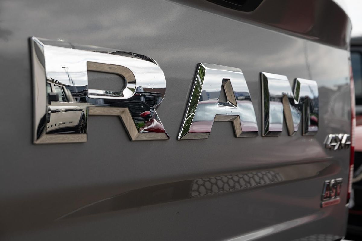 2020 RAM 1500 Laramie DS 4X4 SWB