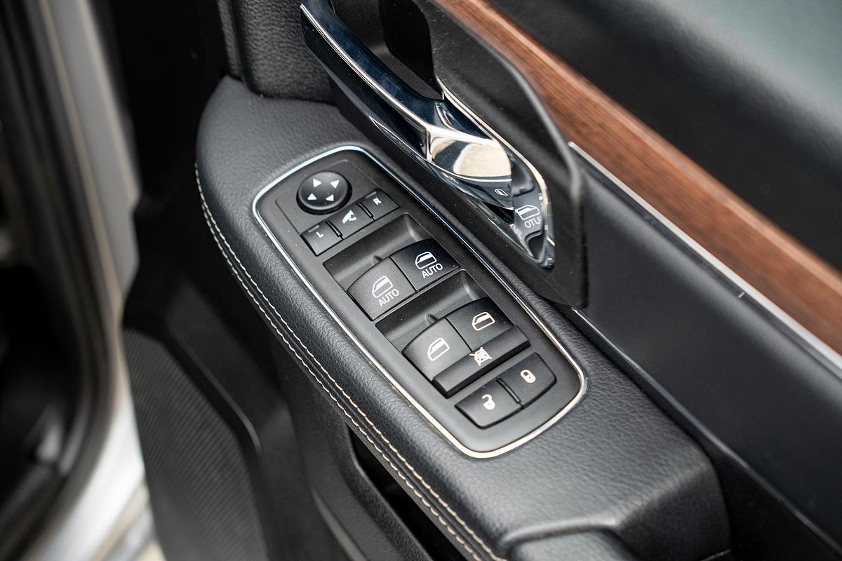 2020 RAM 1500 Laramie DS 4X4 SWB