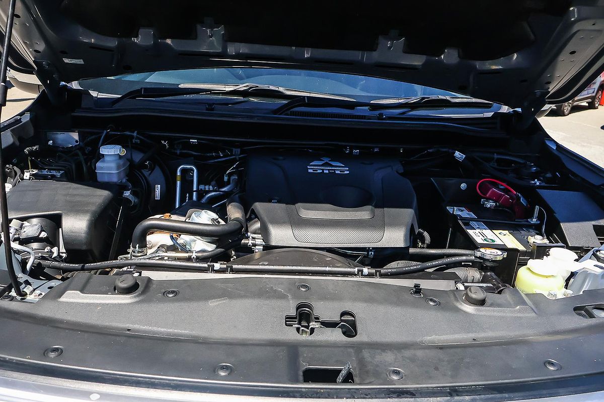 2021 Mitsubishi Pajero Sport GLX QF