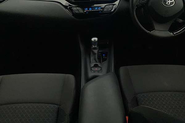 2023 Toyota C-HR GXL NGX10R