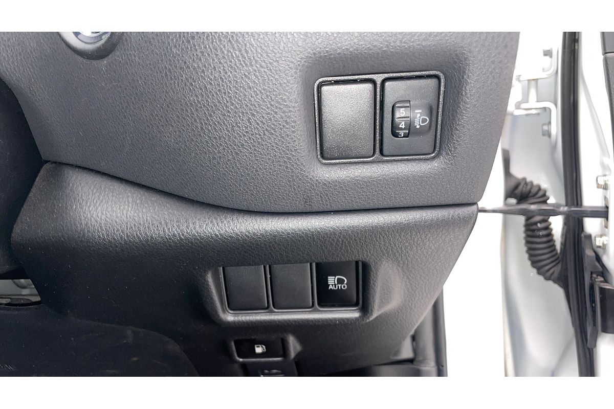 2023 Toyota C-HR GXL NGX10R