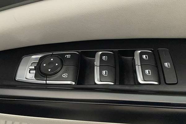 2022 Kia Carnival S KA4