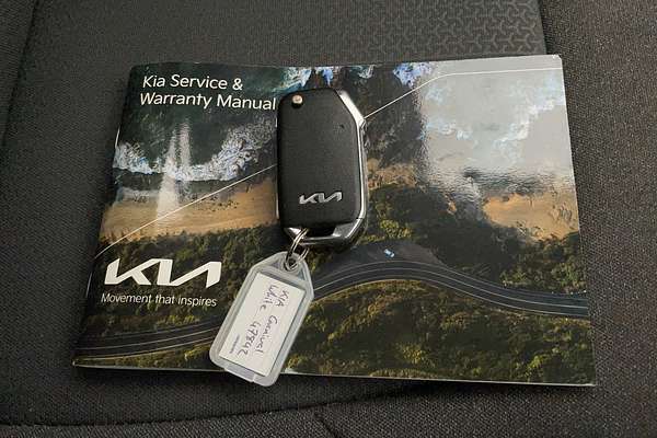 2022 Kia Carnival S KA4