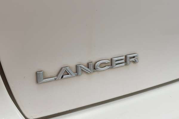 2017 Mitsubishi Lancer ES Sport CF