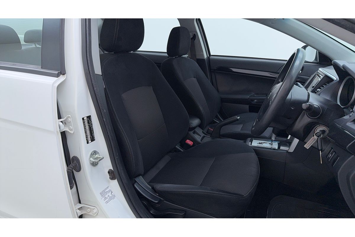 2017 Mitsubishi Lancer ES Sport CF