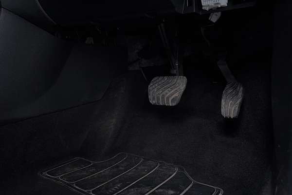 2023 Nissan JUKE ST-L F16