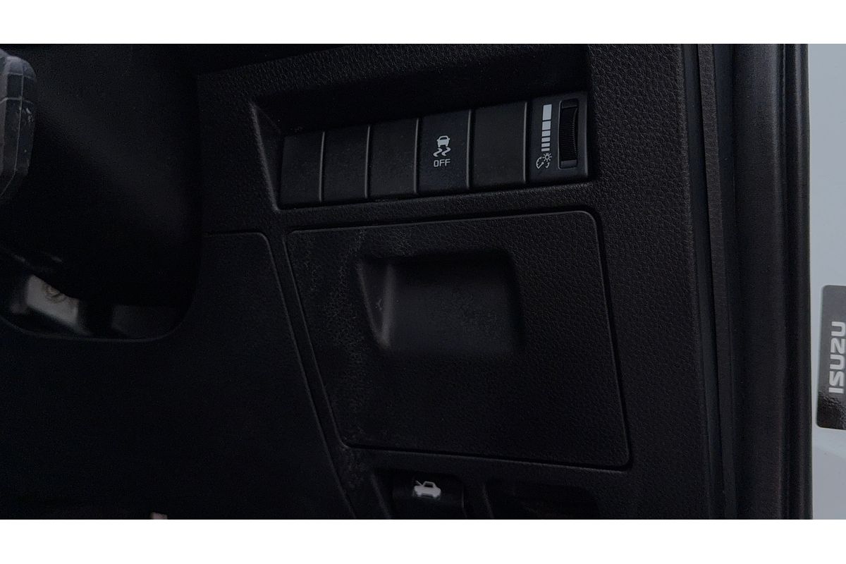 2021 Isuzu D-MAX SX High Ride Rear Wheel Drive