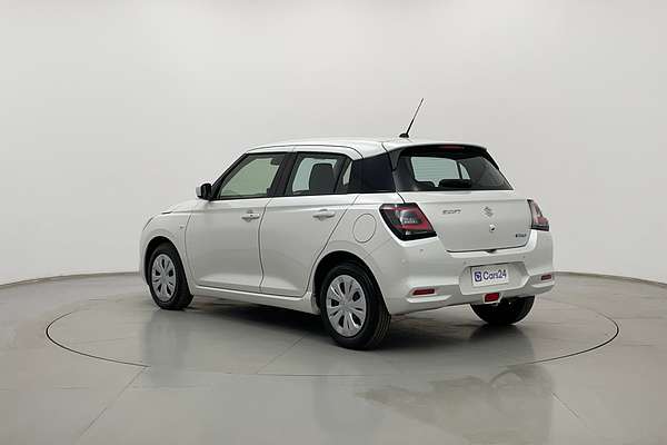 2024 Suzuki Swift Hybrid UZ