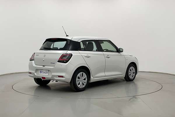 2024 Suzuki Swift Hybrid UZ