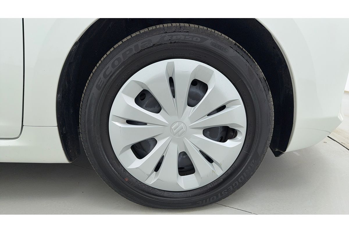 2024 Suzuki Swift Hybrid UZ