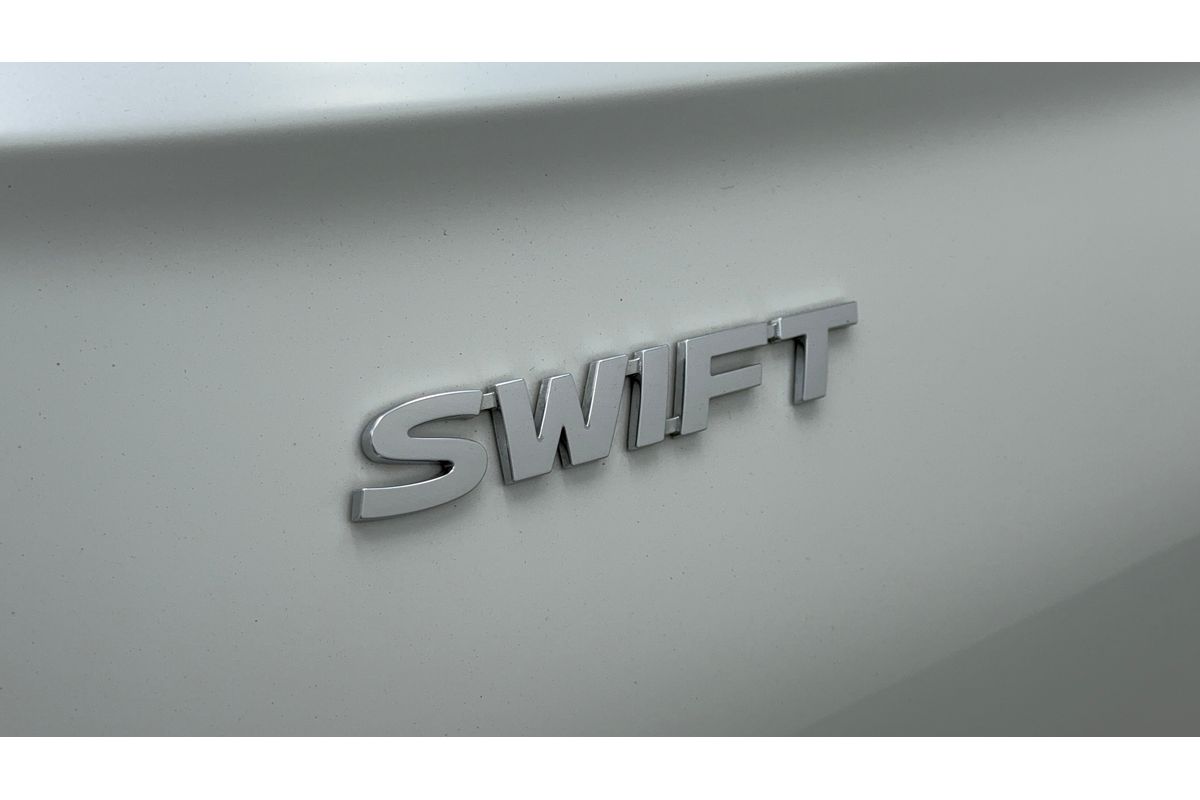 2024 Suzuki Swift Hybrid UZ