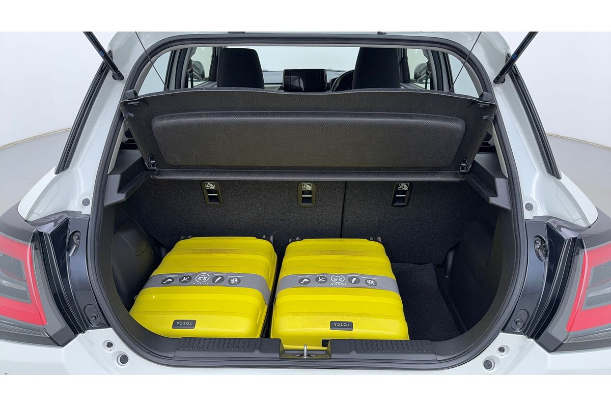 2024 Suzuki Swift Hybrid UZ