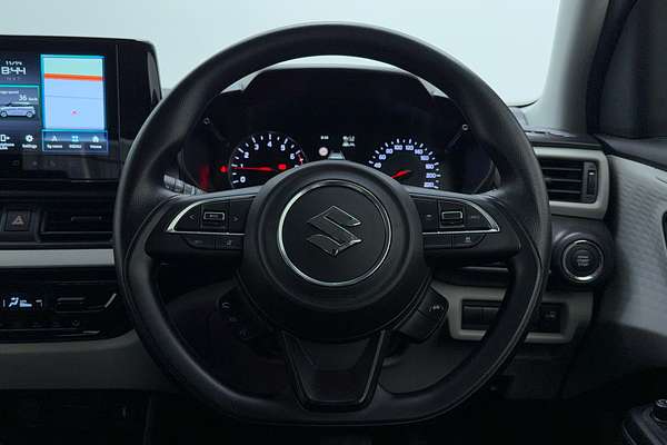 2024 Suzuki Swift Hybrid UZ