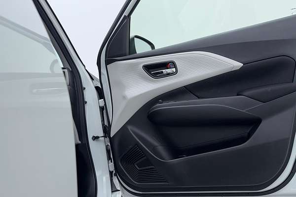 2024 Suzuki Swift Hybrid UZ