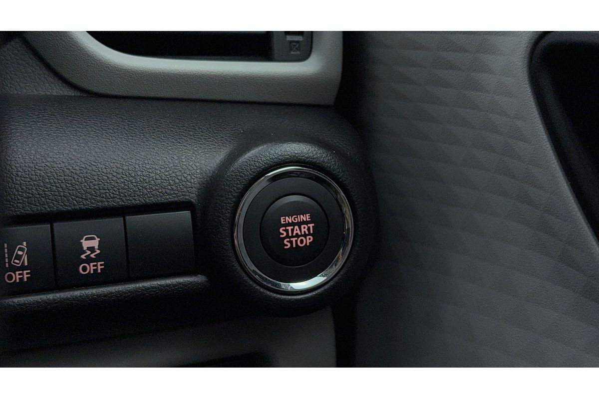 2024 Suzuki Swift Hybrid UZ