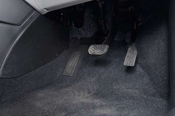 2024 Suzuki Swift Hybrid UZ