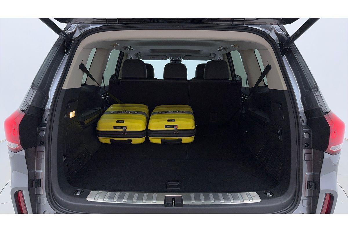 2023 LDV D90 Executive SV9A