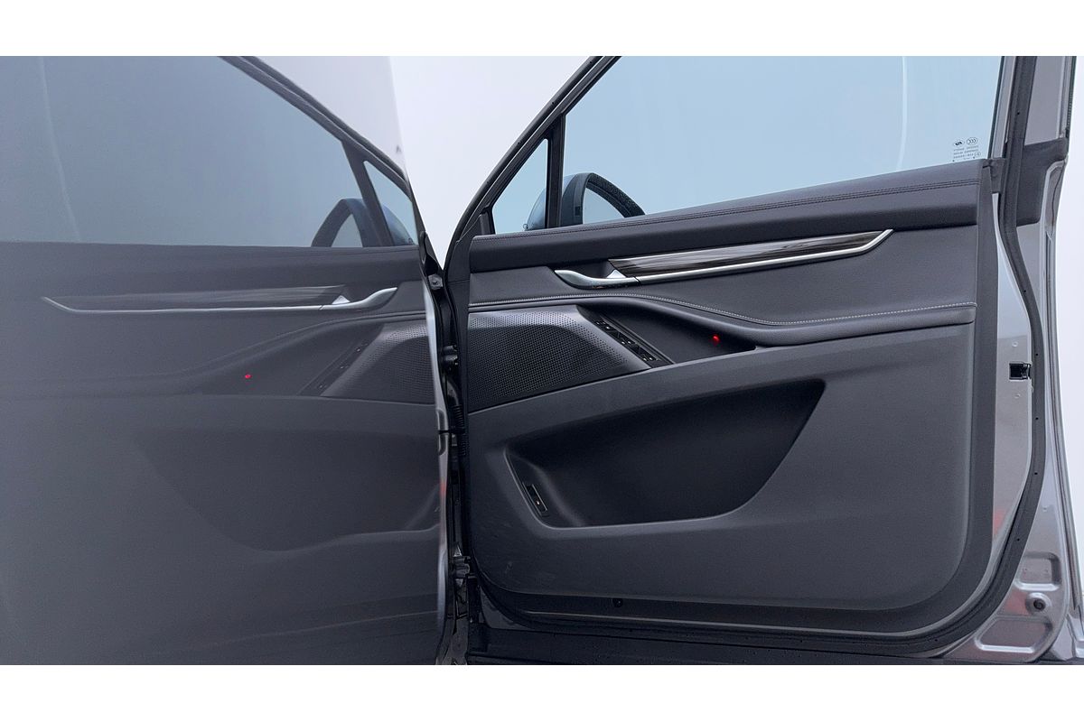 2023 LDV D90 Executive SV9A