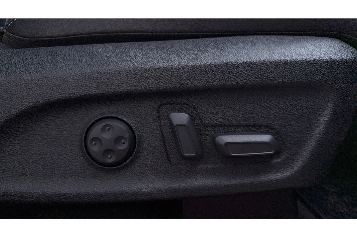 2023 LDV D90 Executive SV9A