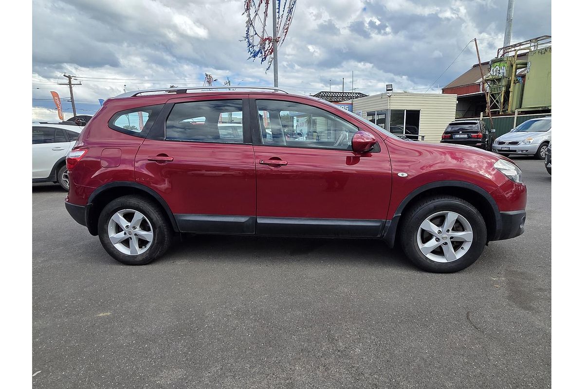 2011 Nissan Dualis +2 ST J10 Series II