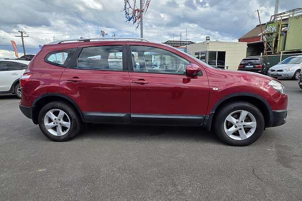 2011 Nissan Dualis +2 ST J10 Series II