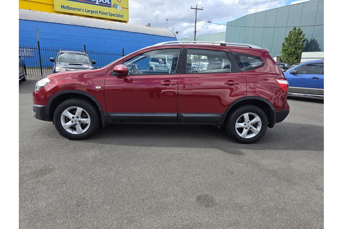 2011 Nissan Dualis +2 ST J10 Series II