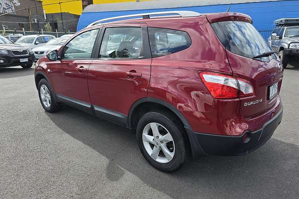 2011 Nissan Dualis +2 ST J10 Series II