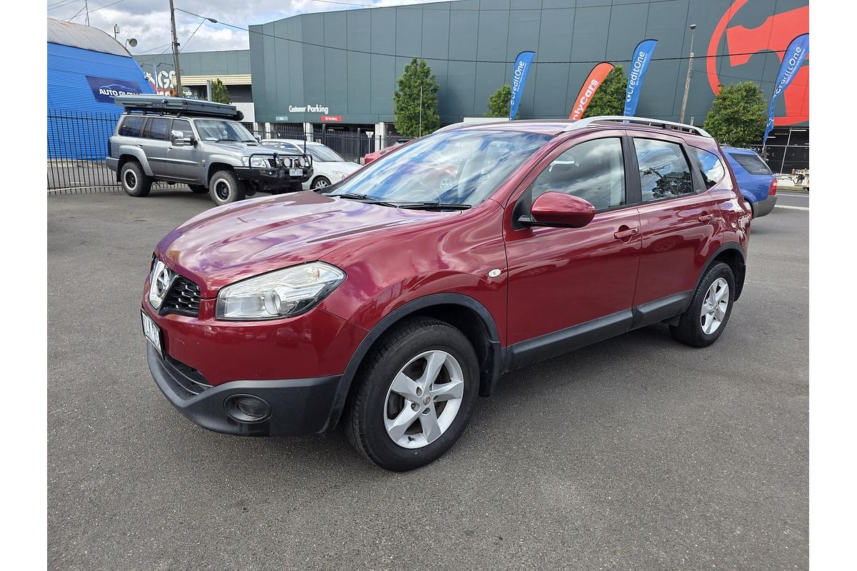 2011 Nissan Dualis +2 ST J10 Series II
