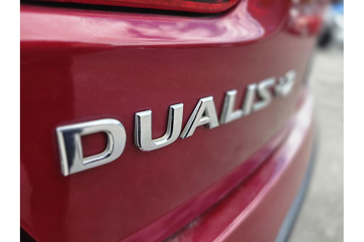 2011 Nissan Dualis +2 ST J10 Series II
