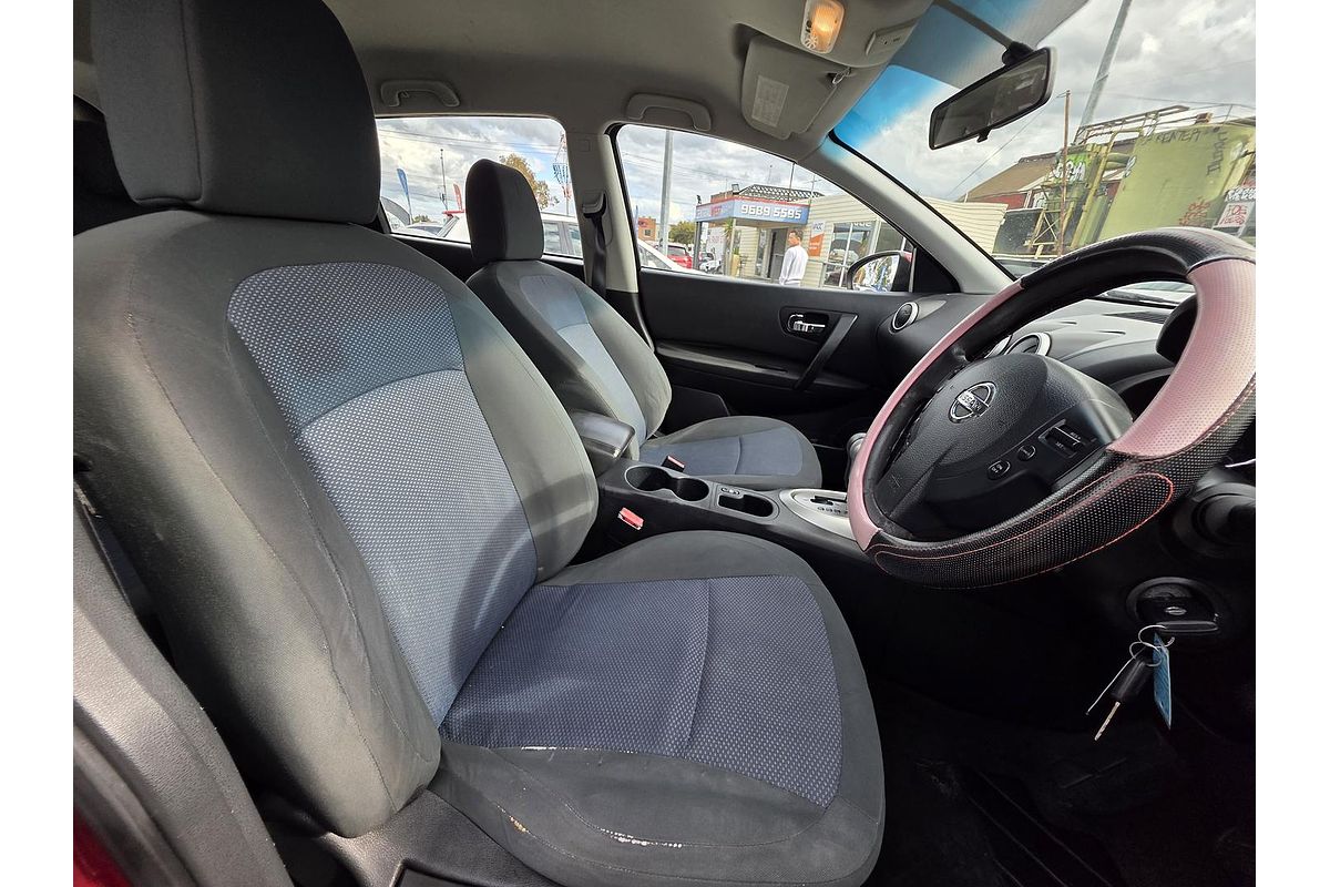 2011 Nissan Dualis +2 ST J10 Series II