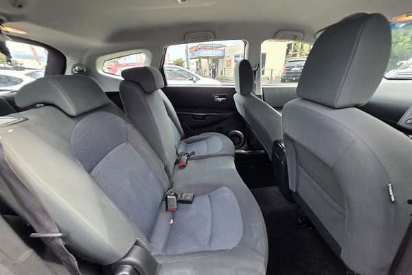 2011 Nissan Dualis +2 ST J10 Series II