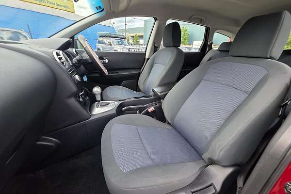 2011 Nissan Dualis +2 ST J10 Series II