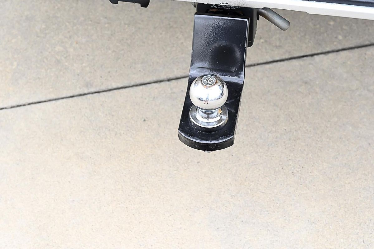 2019 Mitsubishi Triton GLX+ MR 4X4