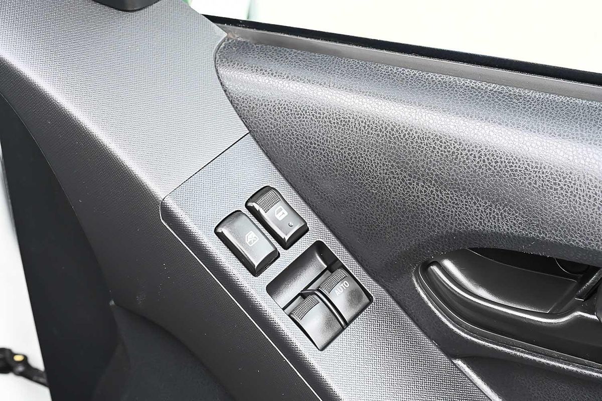 2020 Isuzu D-MAX SX High Ride Rear Wheel Drive