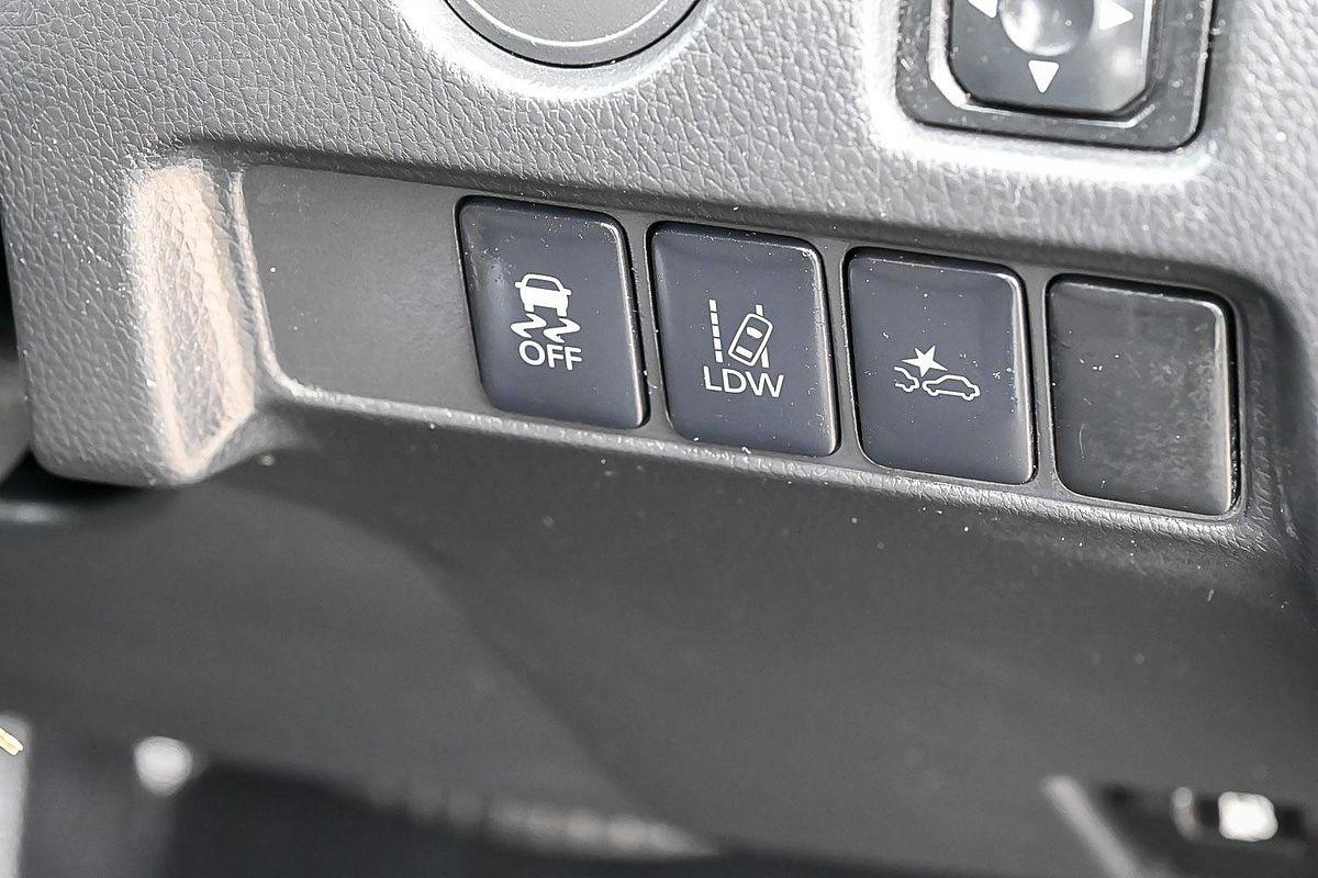 2019 Mitsubishi Triton GLX+ MR 4X4