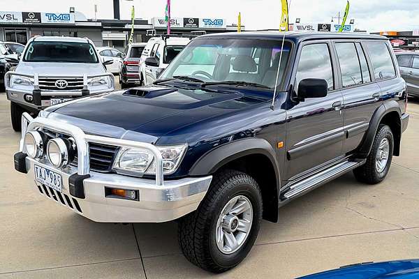 2004 Nissan Patrol ST GU III