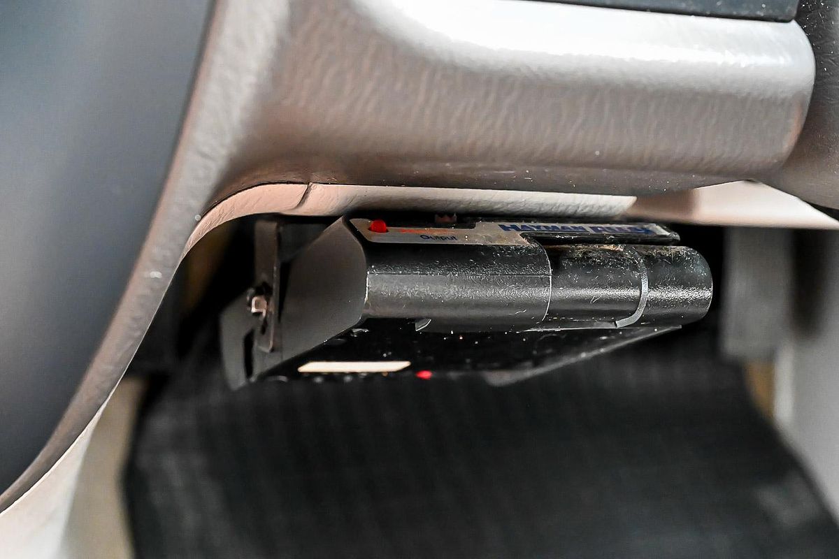 2004 Nissan Patrol ST GU III