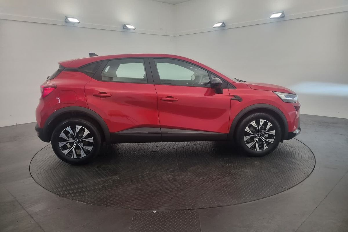 2025 Mitsubishi ASX LS XE