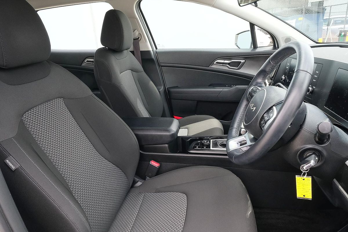 2021 Kia Sportage S NQ5