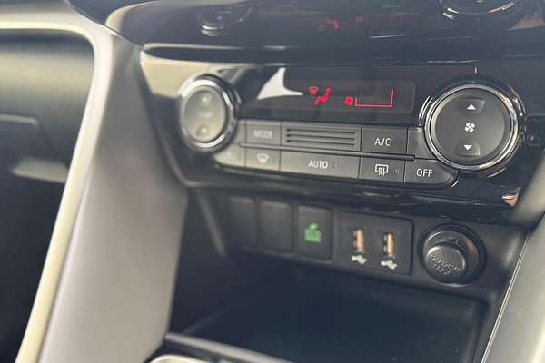 2024 Mitsubishi Eclipse Cross ES YB