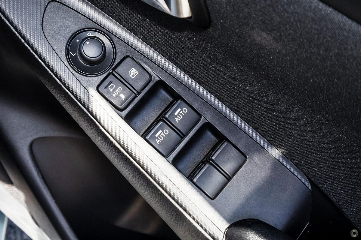 2025 Mazda 2 G15 Evolve DJ Series