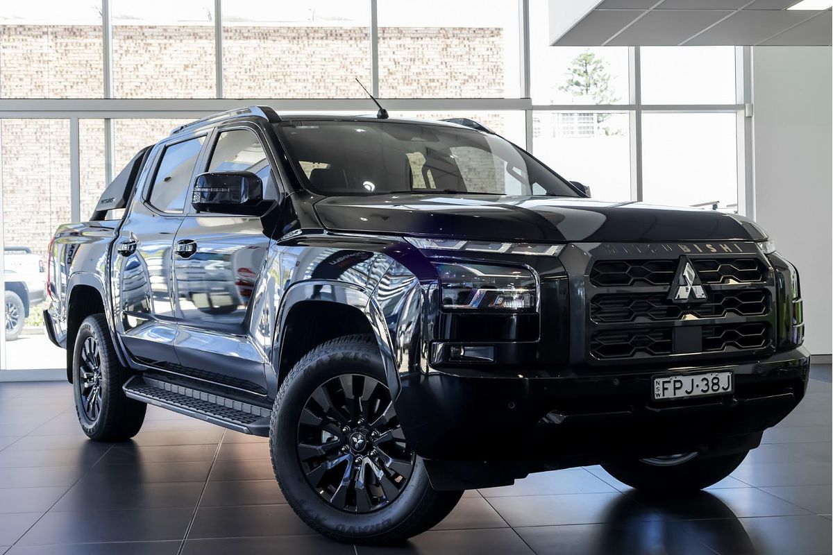 2024 Mitsubishi Triton GSR MV 4X4