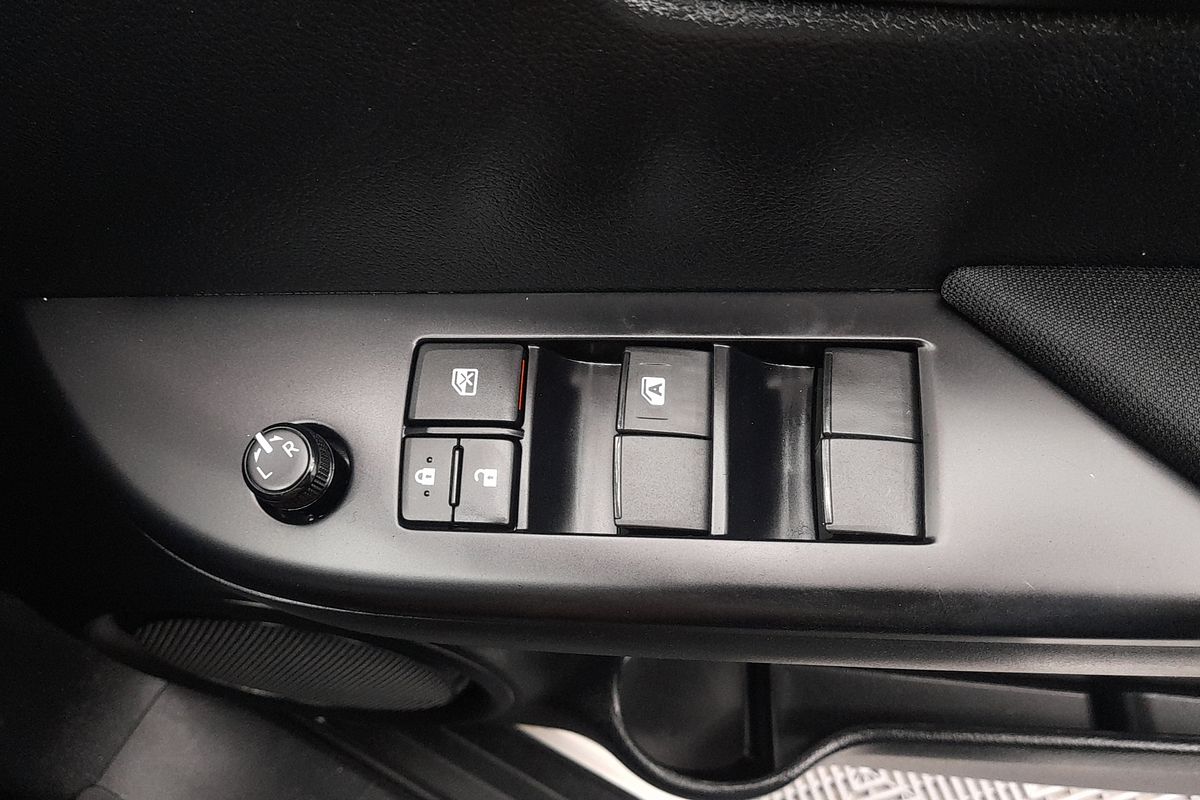 2020 Toyota Hilux Workmate TGN121R Rear Wheel Drive