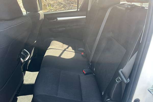 2020 Toyota Hilux SR5 GUN126R 4X4