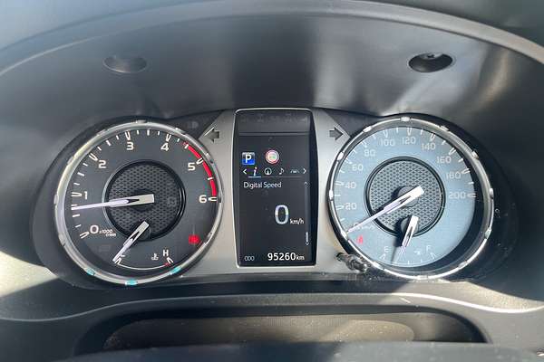 2020 Toyota Hilux SR5 GUN126R 4X4