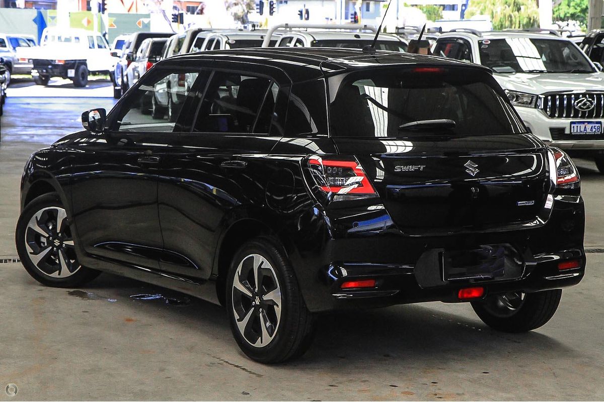 2025 Suzuki Swift Hybrid GLX UZ