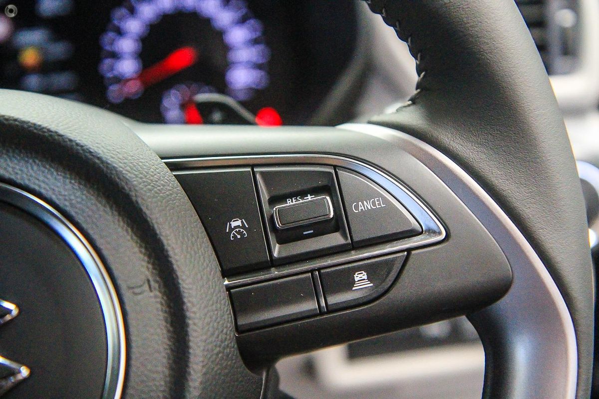 2025 Suzuki Swift Hybrid GLX UZ