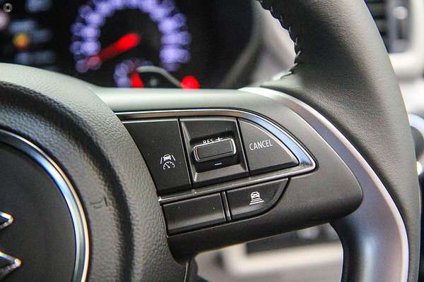 2025 Suzuki Swift Hybrid GLX UZ