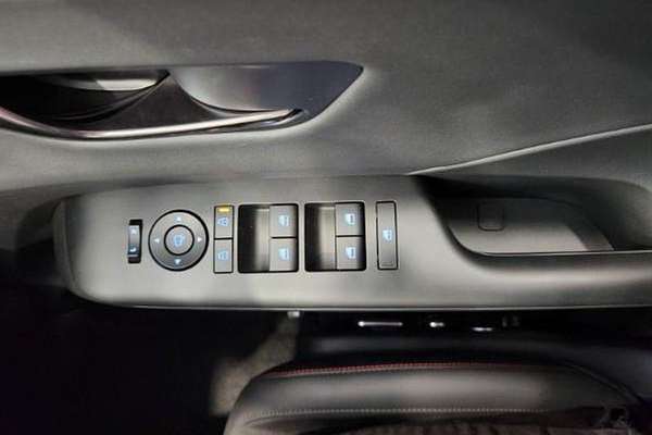 2025 Hyundai Kona Elite N Line SX2.V3