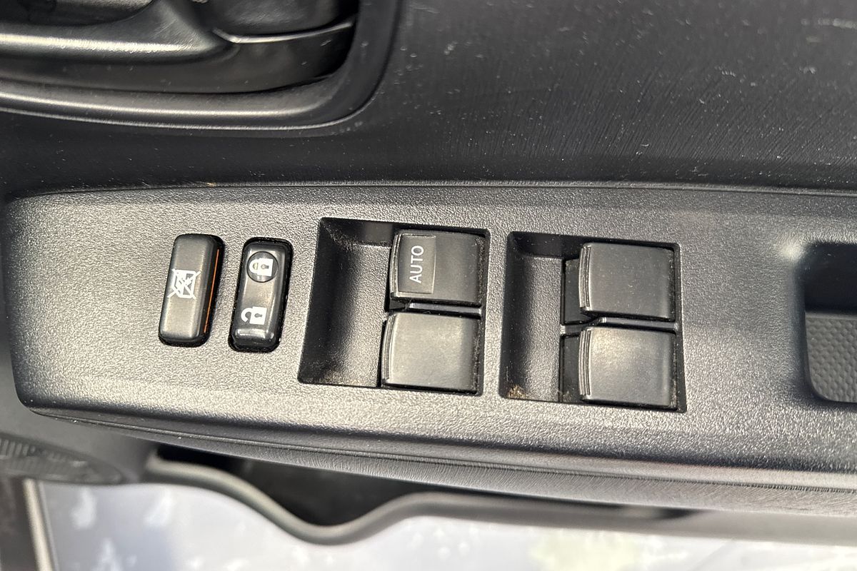 2012 Toyota Yaris YR NCP130R